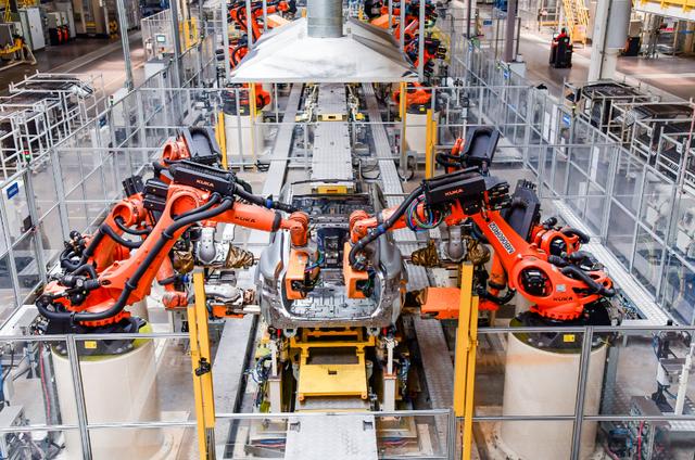 智能,性能,节能等科技产品及技术,龙湾科技被喻为"世界造车梦工厂"